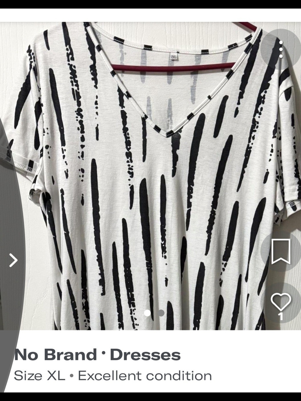 Source Unknown Black & White Maxi Dress with V-Neck